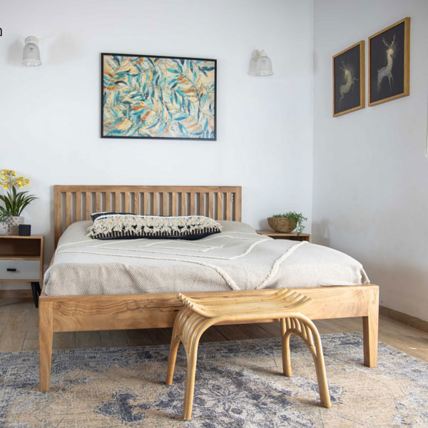 מיטה זוגית עץ מלא, דגם רומא
