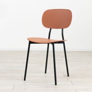 כסא מעוצב אקרילי לפינת אוכל בצבע כתום דגם יובל