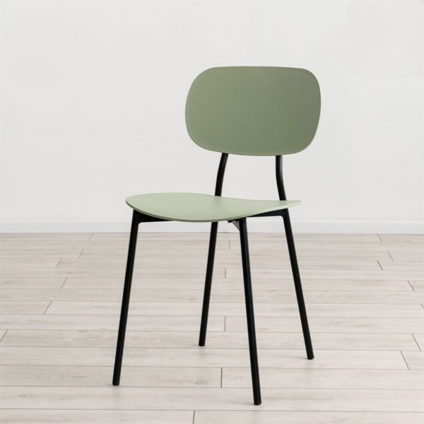 סט 4 כסאות מעוצבים אקריליים לפינת אוכל בצבע ירוק דגם יובל